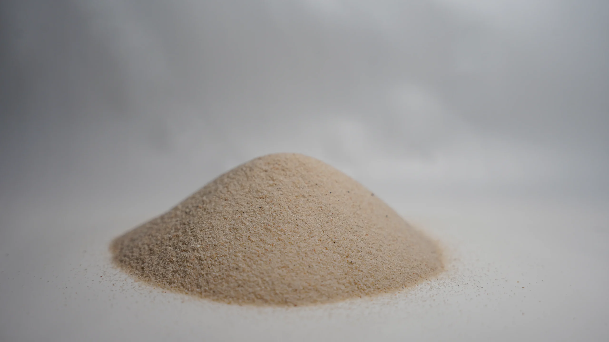 A mound of light brown powder